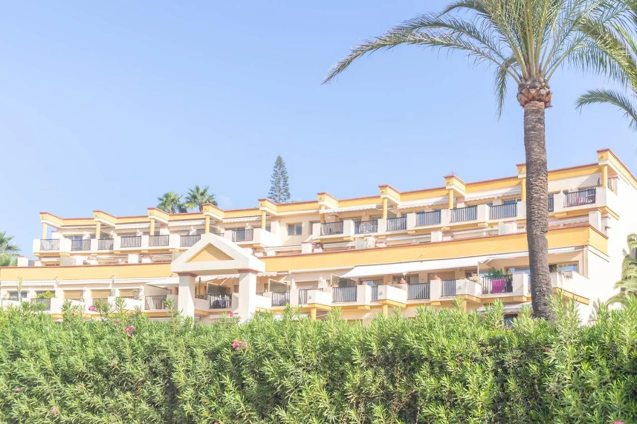 Romana Playa Beach Pool Paradise - Happy Rentals Marbella 0*,  Spain