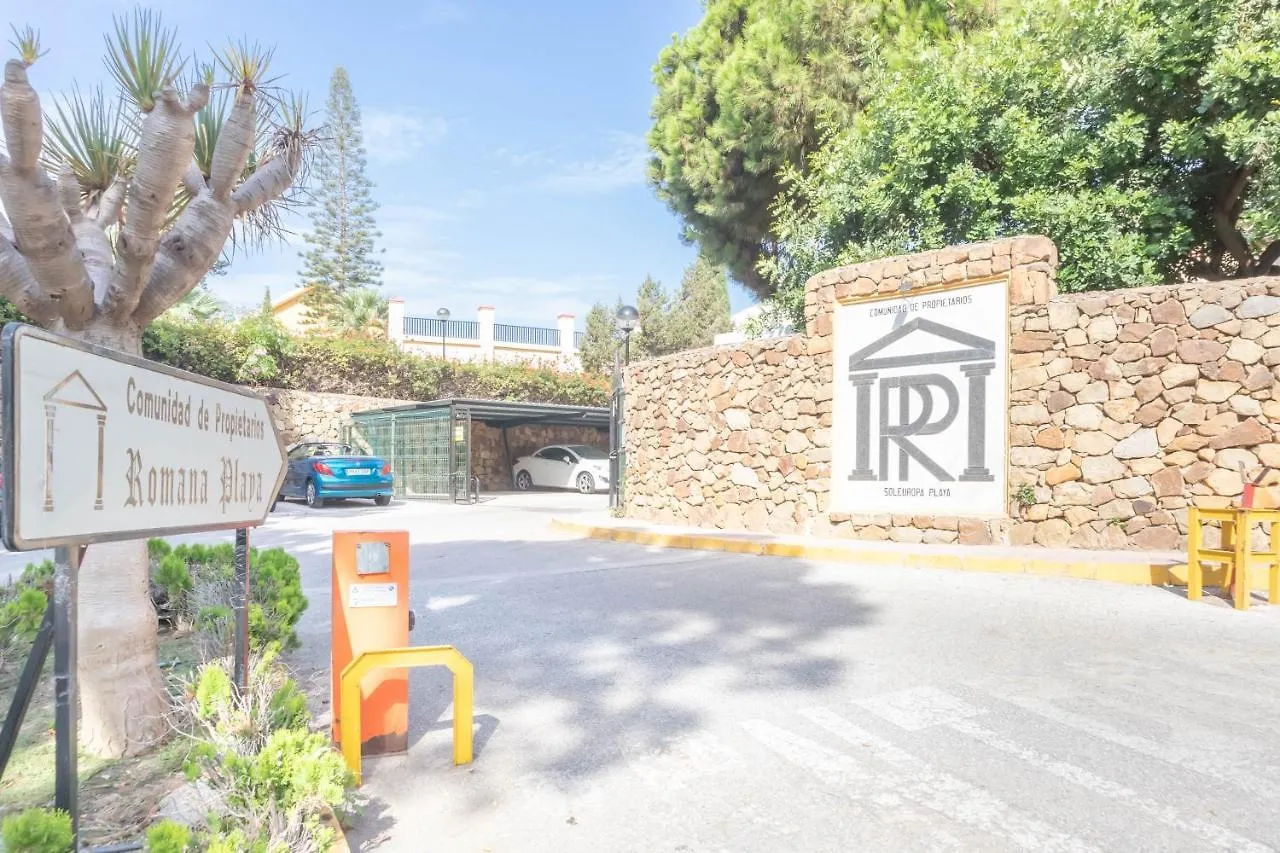 Romana Playa Beach Pool Paradise - Happy Rentals Marbella Apartment