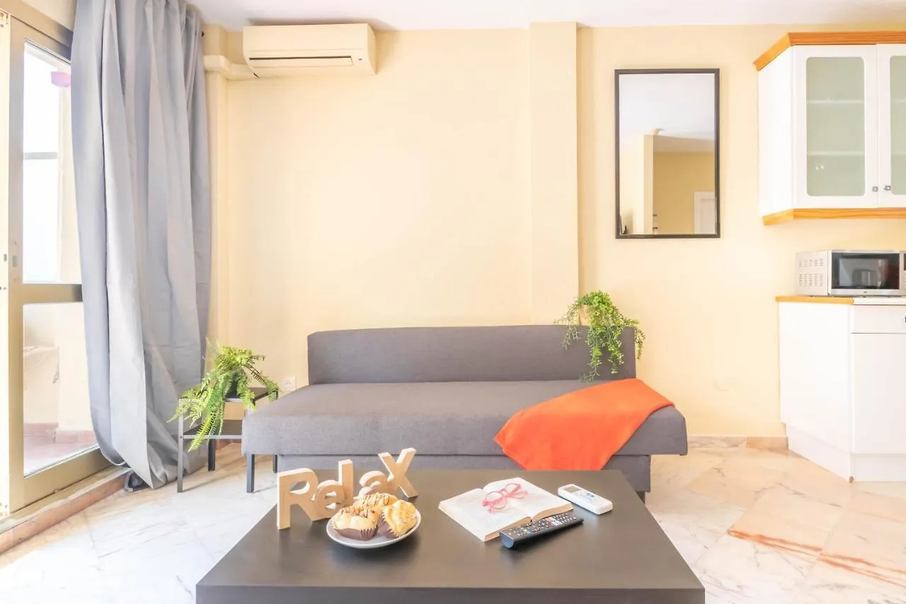 Romana Playa Beach Pool Paradise - Happy Rentals Marbella Apartment